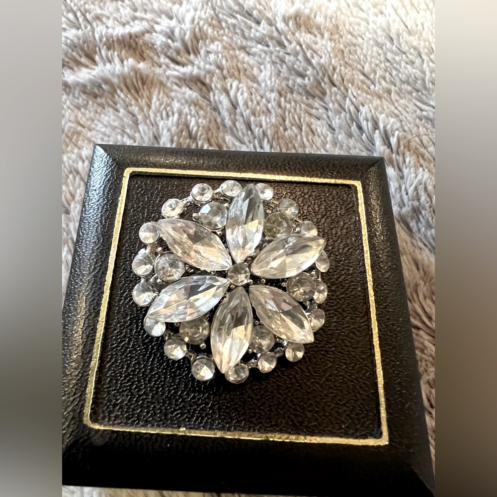 Vintage Crystal Brooch